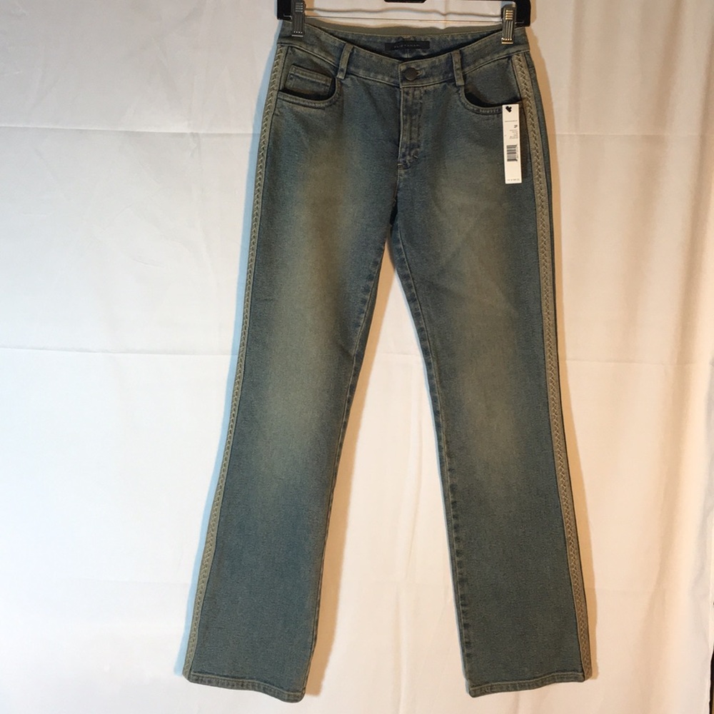 💜NWT.ELIE TAHARI ,VINTAGE LIGHT BLUE JEAN ,Size2p - Picture 1 of 8